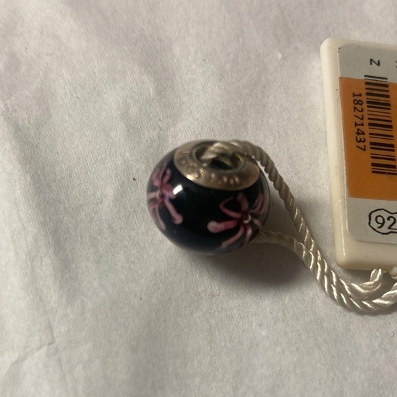 Persona charm - Picture 1 of 4